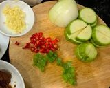 Hình bước làm 1 của món 고추참치 순두부찌개- Canh đậu hũ non cá ngừ cay