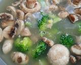 A picture of step 3 of Mushroom Broccoli and Corn soup.
