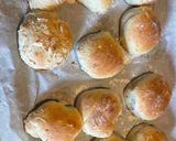 A picture of step 4 of Garlic Rolls.