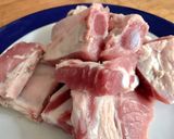 Hình bước làm 1 của món Sườn Xào Chua Ngọt
