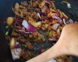 Foto langkah ke 1 dari resep Sambousek Pastel ala Lebanon ala Mbak Carolina dan Chef Noof.