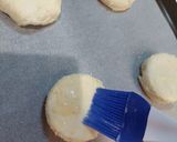 A picture of step 6 of Nostalgic KFC Biscuits.