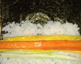 รูปขั้นตอนการทำที่ 5 ของ ข้าวกล่องคิมบับไก่ทอด (Fried Chicken and kimbap Lunch Box)