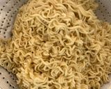 Foto langkah ke 3 dari resep Mie goreng andalan keluarga.