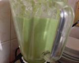 Foto del paso 2 de la receta: Jugo verde para quemar grasa