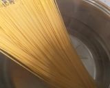 Foto del paso 3 de la receta: Los clásicos (para estudiantes sin tiempo) Pasta con atún y crema