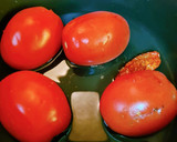 Foto del paso 3 de la receta: Tortas de epazote, en caldillo de jitomate