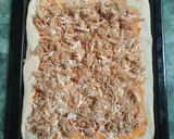Foto langkah ke 4 dari resep 1157. Homemade Chicken Pizza.