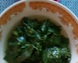 Foto langkah ke 6 dari resep Sayur bening daun singkong dan sambal.