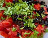 Une image de l'étape 1 de Pâtes, tomates, câpres, etc.