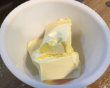 Foto del paso 1 de la receta: Crema de mantequilla para bollos de Bilbao