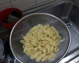 Foto langkah ke 3 dari resep Anabolic Quick Protein Luncheon Pasta|High Protein, Low Calorie.
