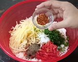 A picture of step 3 of One Bite Vegetables Rice Balls.