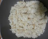 Foto langkah ke 3 dari resep Nasi Liwet Magic Com ala Ibu HaNisa.