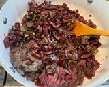 Foto del paso 2 de la receta: Hojas de betarragas a la crema