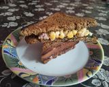 A picture of step 3 of Garlic corn sandwich.