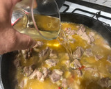 Foto del paso 2 de la receta: Cordero estofado a la jardinera
