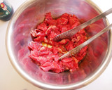 兒童版「小熊韓式牛肉拌飯」營養滿滿好美味。的食譜步驟1照片