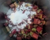 大黃醬 (Rhubarb curd) - 無蛋版的食譜步驟1照片