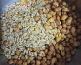 A picture of step 2 of Chana Methi Mango Pickle.