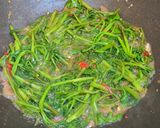 Foto langkah ke 4 dari resep Oseng Kangkung Bumbu Uleg.