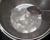 A picture of step 1 of Mango agar agar pudding.