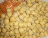 A picture of step 3 of Chickpea salad.