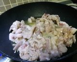 รูปขั้นตอนการทำที่ 2 ของ หมูทอดสูตรคุณแม่