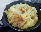 Foto del paso 2 de la receta: Tortilla de patatas con poco aceite