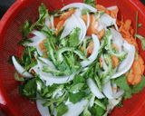 Hình bước làm 1 của món Mực xào thập cẩm