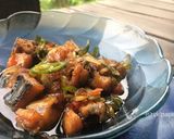 Foto langkah ke 5 dari resep Ikan Asin (Tenggiri / Telang) Asam Manis khas Banjar.