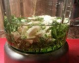 Foto del paso 2 de la receta: Almejas en salsa de ajos, perejil con un toques de salsa thai