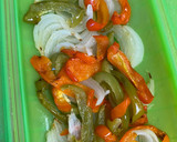 Foto del paso 1 de la receta: Bacalao con pimientos en microondas - Lékué