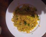 Foto langkah ke 5 dari resep Nasi Goreng Telur Mentega.