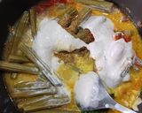 A picture of step 4 of Village style creamy drumstick curry.