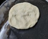 Foto del paso 4 de la receta: Pizza bianca con hongos salteados