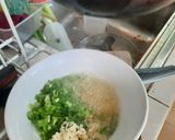 Foto langkah ke 2 dari resep Nasi Hainam Rice Cooker.