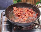 รูปขั้นตอนการทำที่ 15 ของ หมูทอดกระเทียมพริกไทย เมนูง่ายๆ ที่ร้านอาหารตามสั่งต้องมี