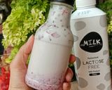 รูปขั้นตอนการทำที่ 4 ของ นมสตรอว์เบอร์รี่ [Fresh Strawberry Milk]