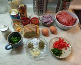 Φωτογραφία βήματος 1 της συνταγής Μπιφτέκια στο φούρνο με πατάτες Αντώνης