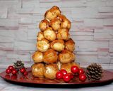 Foto del passaggio 8 della ricetta Croquembouche