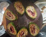 चुकंदर ओर पालक के रोल (chukandar aur palak ke roll recipe in Hindi) रेसिपी चरण 7 फोटो
