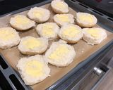 A picture of step 6 of Homemade Mini Cheeseburgers.