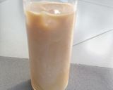 Foto langkah ke 5 dari resep Ice Dolce Oat Latte (Oatmilk Recipe).