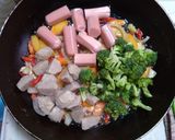 Foto langkah ke 5 dari resep Sosis Sayur Saus Tiram.