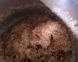 A picture of step 5 of Zafrani Pulao.