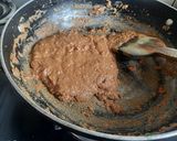 A picture of step 2 of Nolen gur sondesh.