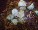 A picture of step 3 of Kacher Onion Chutney.