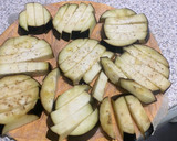 Foto del paso 1 de la receta: Tiras de berenjena con miel en freidora de aire