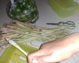 Foto langkah ke 1 dari resep Tips menyimpan serai dan jeruk nipis.